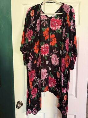 Floral Black & Pink Women’s Swim Coverup Kimono
